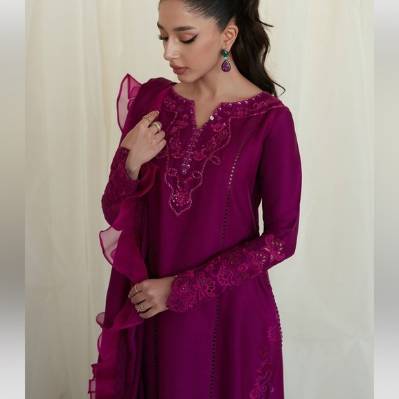 Farah Talib Aziz Rosetta Ruby Kalidaar 3 piece Size Medium - Picture 2 of 8